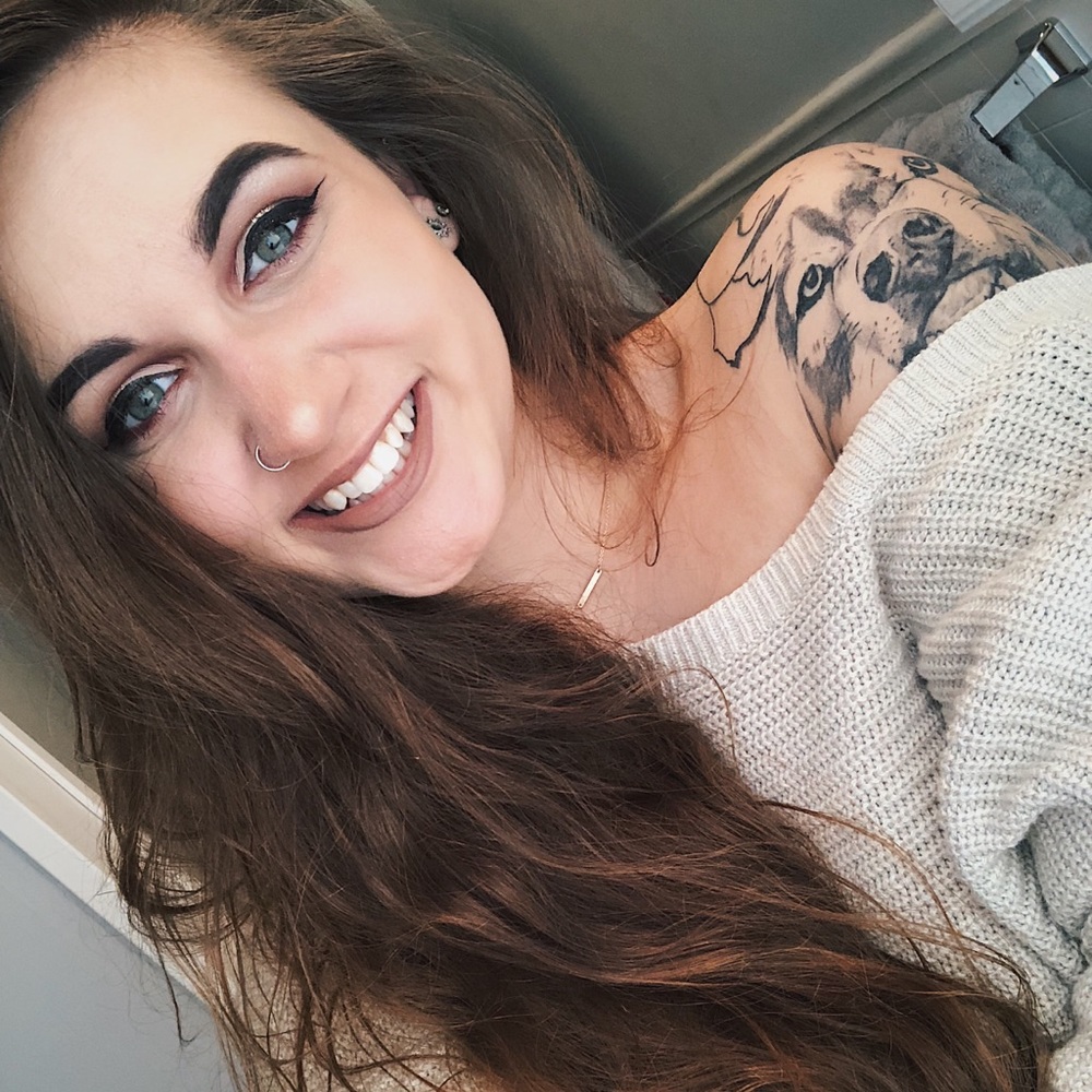Meet your Posher, Lexi